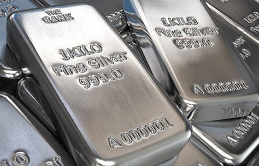 Gi&aacute; bạc h&ocirc;m nay 5/11/2025 tiếp tục giảm tại thị trường trong nước v&agrave; thế giới, phản &aacute;nh t&acirc;m l&yacute; thận trọng của nh&agrave; đầu tư trước biến động kinh tế Mỹ v&agrave; thiếu vắng chất x&uacute;c t&aacute;c tăng gi&aacute; r&otilde; r&agrave;ng.