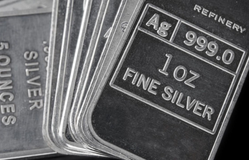 Gi&aacute; bạc h&ocirc;m nay 30/9/2025 tiếp tục tăng mạnh tại H&agrave; Nội, TP.HCM v&agrave; thế giới nhờ kỳ vọng FED cắt giảm l&atilde;i suất, nhu cầu c&ocirc;ng nghiệp gia tăng v&agrave; nguồn cung c&oacute; nguy cơ thắt chặt.