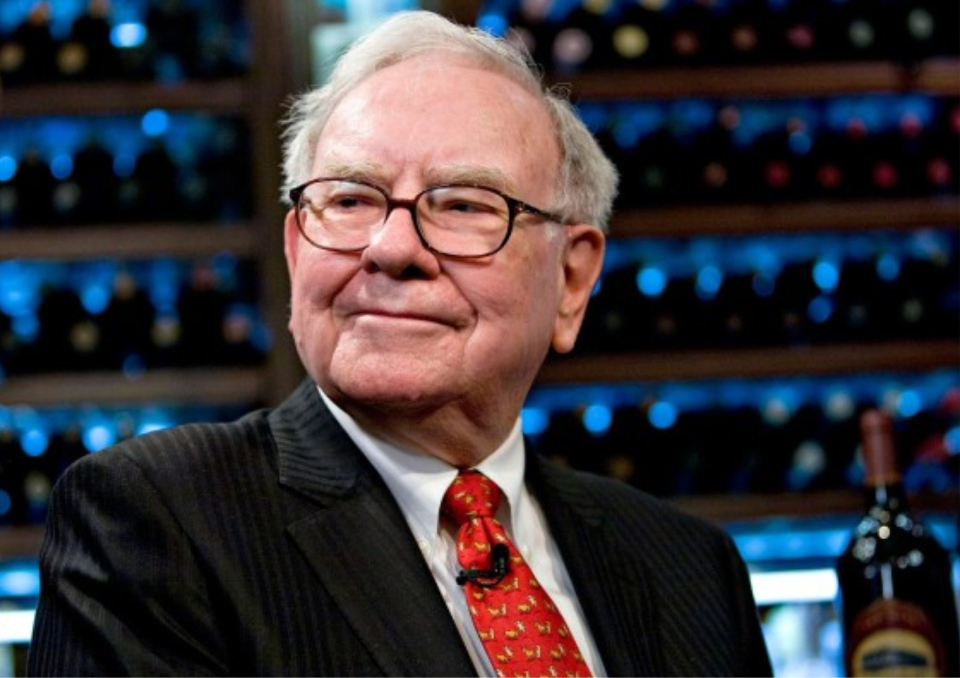 Nh&agrave; đầu tư vĩ đại warren buffett
