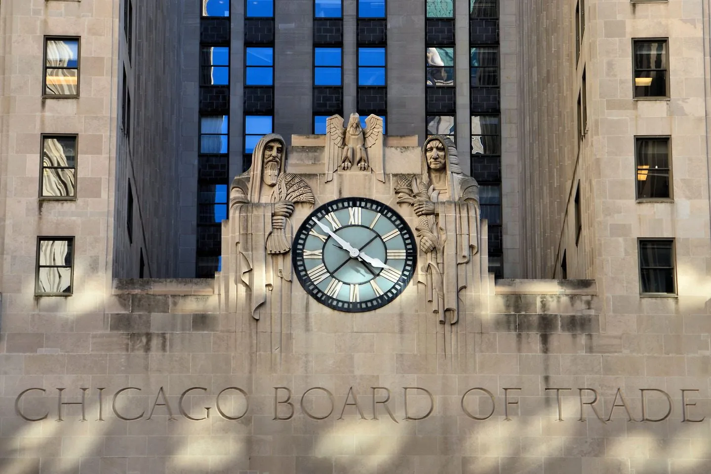 s&agrave;n n&ocirc;ng sản CBOT - Chicago Board of Trade