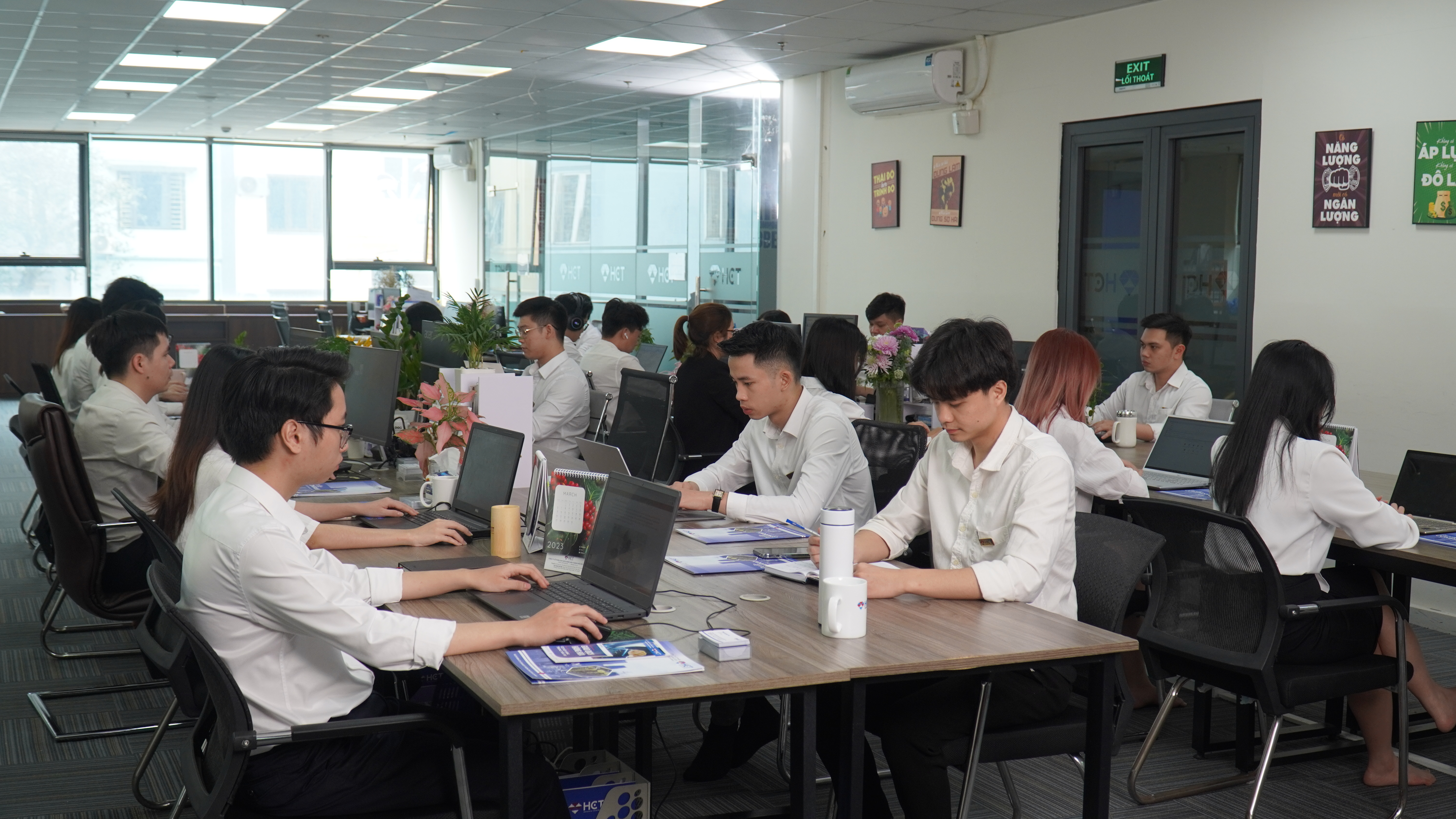 c&ocirc;ng ty cổ phần giao dịch h&agrave;ng h&oacute;a hct