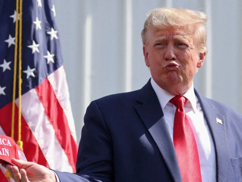 Cơn b&atilde;o thuế nhập khẩu: Trump nhắm thẳng v&agrave;o Trung Quốc, Mexico, Canada