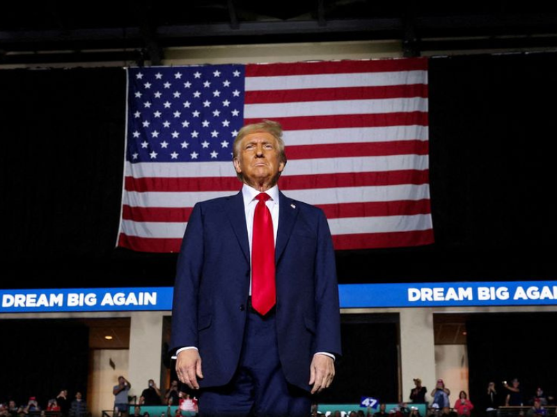 Đ&ograve;n thuế của Trump: Cuộc chiến thương mại mới với l&aacute;ng giềng Bắc Mỹ?