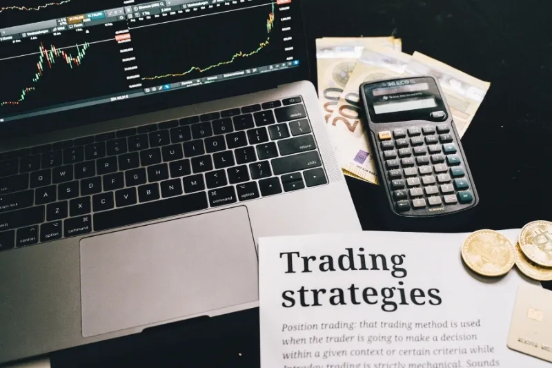Chiến lược giao dịch trong thị trường Contango v&agrave; Backwardation