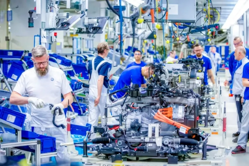 Thuế lao động tại c&aacute;c nước gi&agrave;u tăng l&ecirc;n mức cao nhất gần một thập kỷ