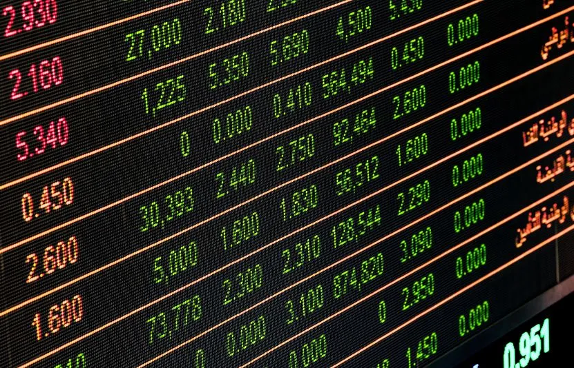 Dow Jones bật tăng mạnh khi Mỹ tr&igrave; ho&atilde;n thuế đối ứng, chứng kho&aacute;n hưởng lợi