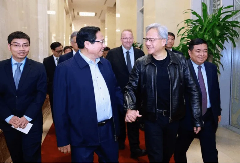 Thủ tướng ch&agrave;o mừng Chủ tịch v&agrave; c&aacute;c vị l&atilde;nh đạo cấp cao của Tập đo&agrave;n NVIDIA lần thứ 2 đến thăm v&agrave; l&agrave;m việc tại Việt Nam