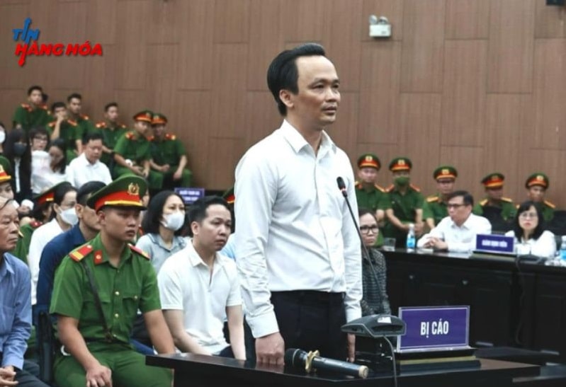 Trịnh Văn Quyết bị đề nghị 25 - 26 năm t&ugrave;