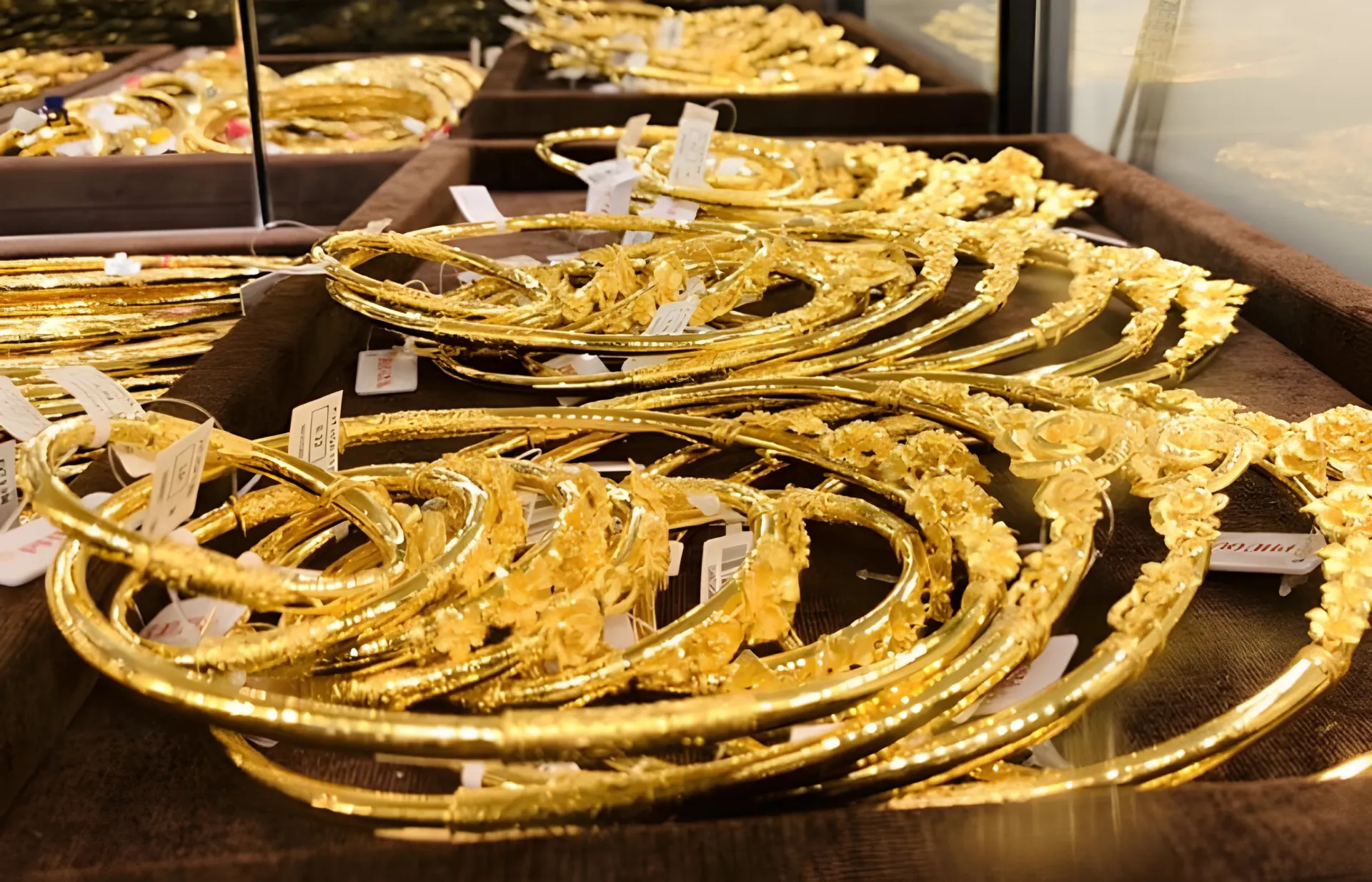 Gi&aacute; v&agrave;ng ng&agrave;y 10/11