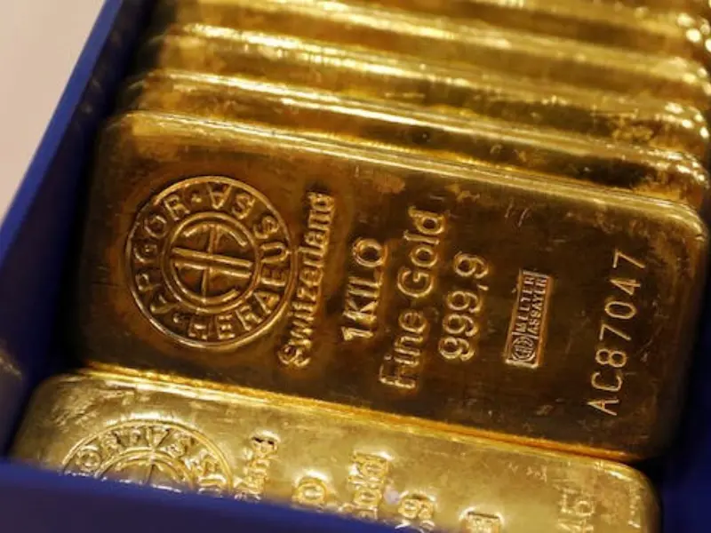 Gi&aacute; v&agrave;ng thế giới tăng giữa lo ngại địa ch&iacute;nh trị v&agrave; dữ liệu kinh tế Mỹ