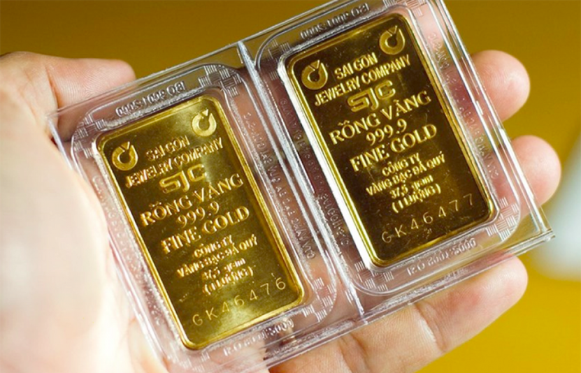 Giá vàng hôm nay 13/12 biến động trái chiều: Tín hiệu gì từ thị trường toàn cầu?