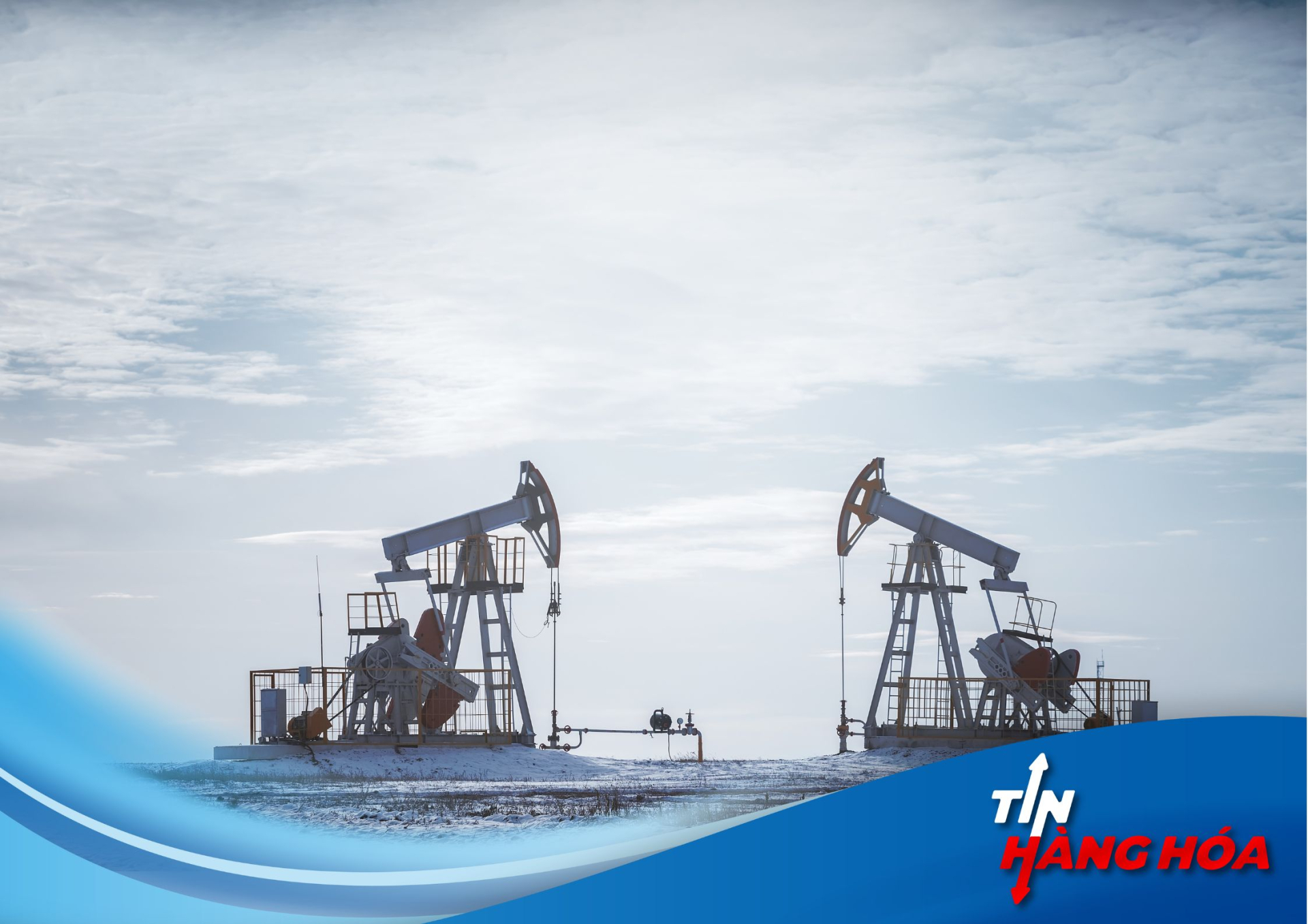 H&igrave;nh ảnh về 2 chiếc m&aacute;y bơm dầu