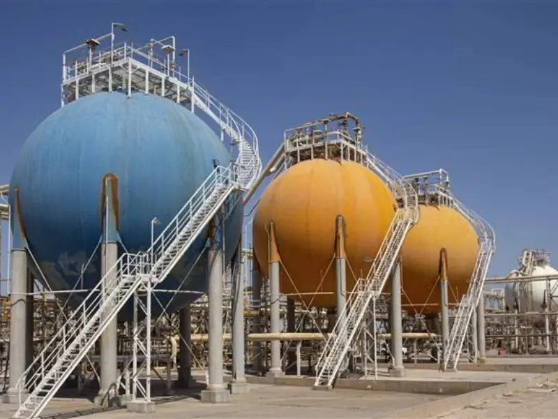 Giá dầu lao dốc hơn 3% trong tuần, OPEC+ trì hoãn họp chính sách