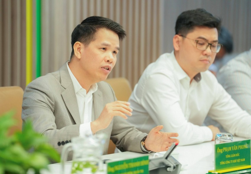 tin kh&iacute; tự nhi&ecirc;n