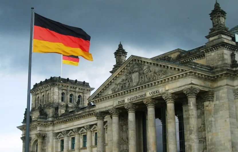 nền kinh tế Đức ch&igrave;m s&acirc;u trong khủng hoảng