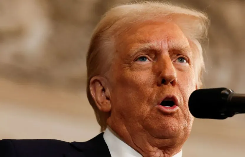 Donald Trump đưa ra ch&iacute;nh s&aacute;ch năng lượng mới