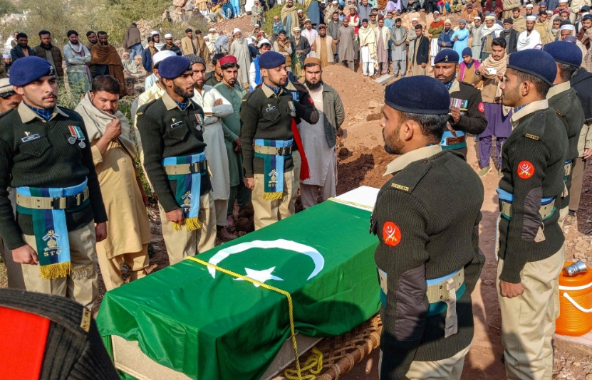 Khủng hoảng Afghanistan-Pakistan: Taliban l&ecirc;n &aacute;n h&agrave;nh động x&acirc;m lược, đổ lỗi cho Pakistan