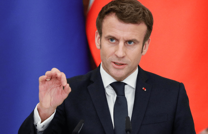 Tổng thống Macron nhận lỗi trước nước Ph&aacute;p trong b&agrave;i ph&aacute;t biểu năm mới 