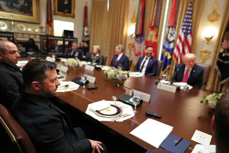 Cuộc gặp Trump-Zelensky trở nên gay gắt vì yêu cầu nhượng bộ lãnh thổ