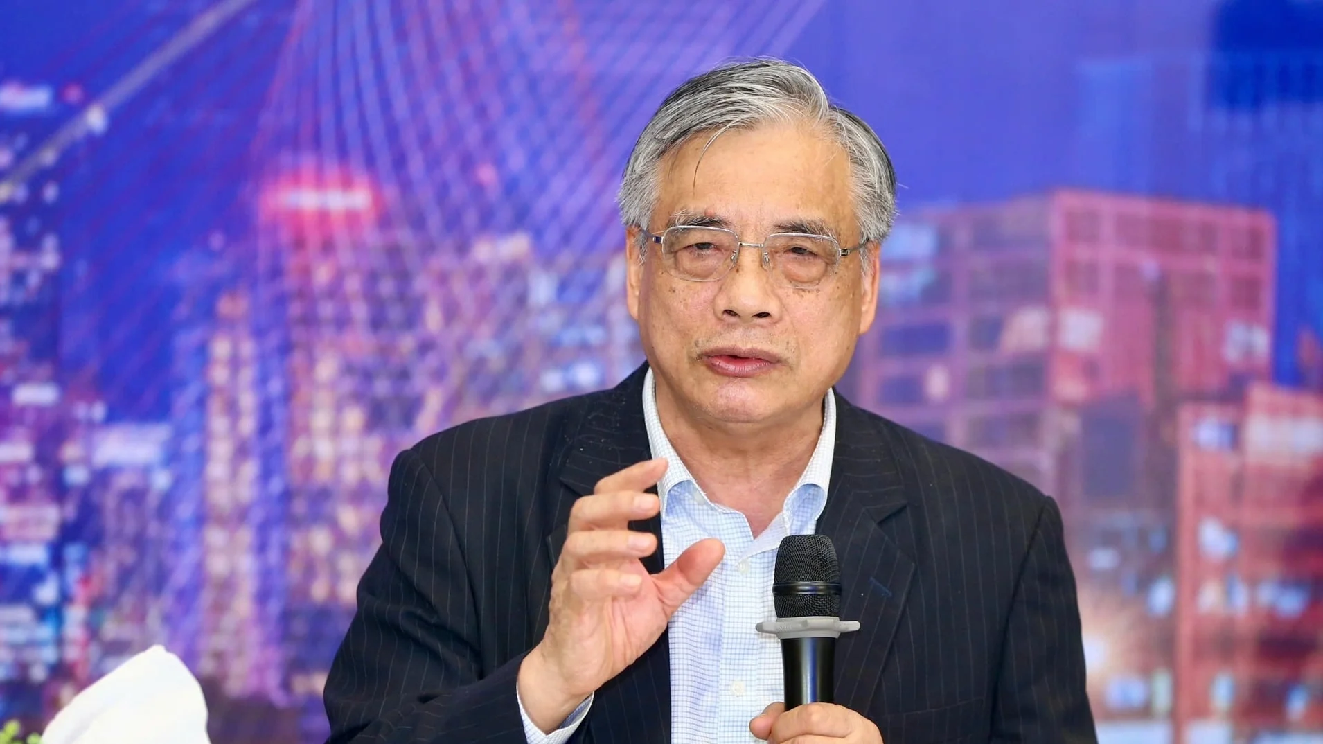 Cần tập đoàn tư nhân mạnh để trở thành cường quốc kinh tế