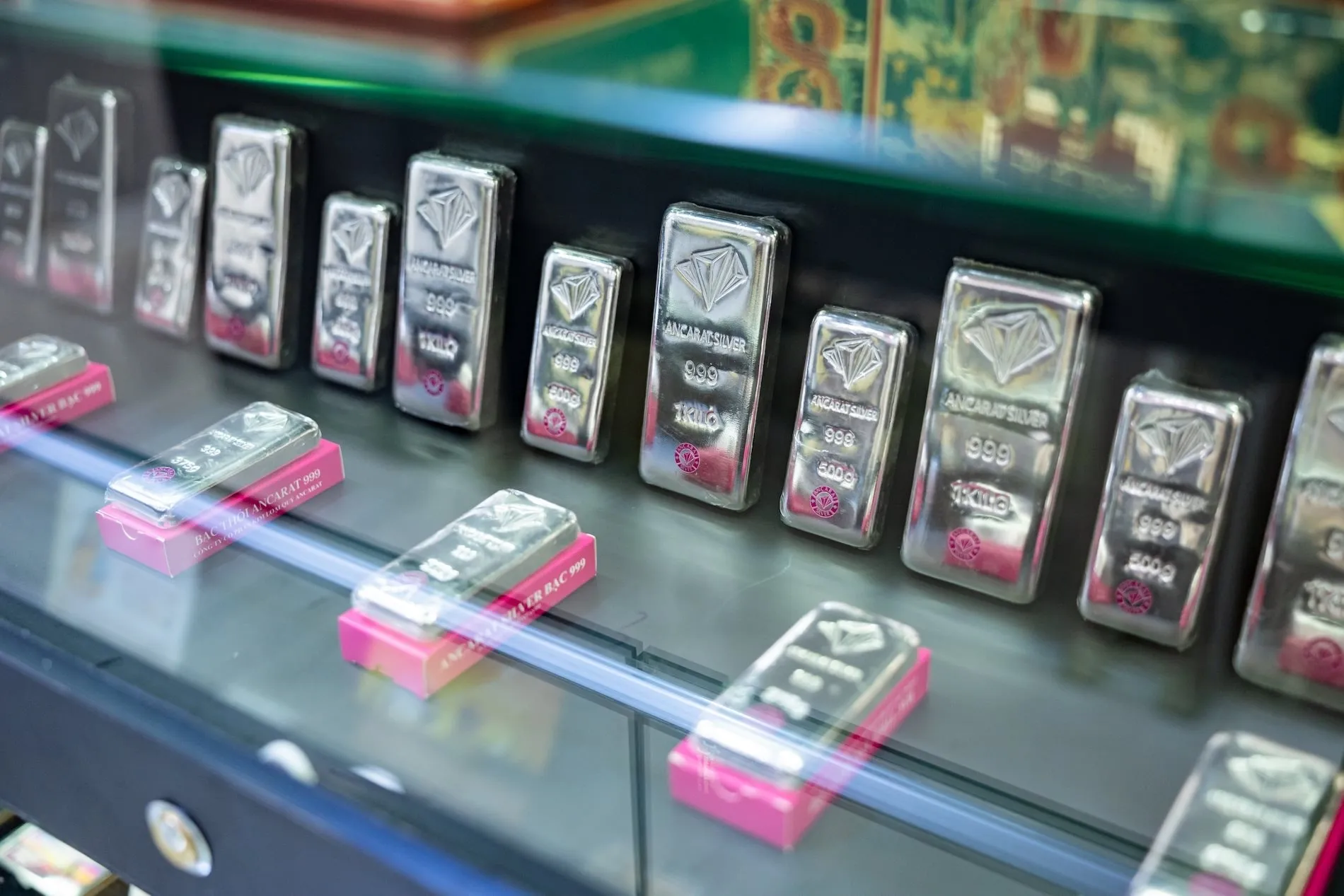 Giá bạc 27/2: Thị trường đồng loạt lao dốc, Phú Quý điều chỉnh giảm sâu nhất