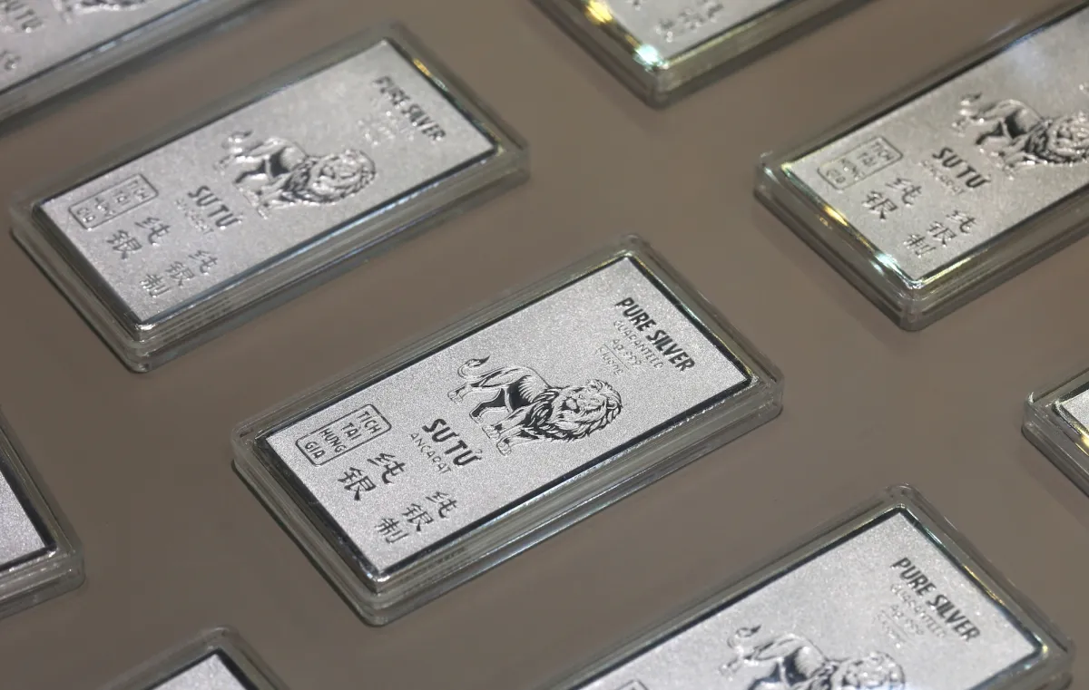 Bạc: Cảnh báo thận trọng và điều đó đã xảy ra