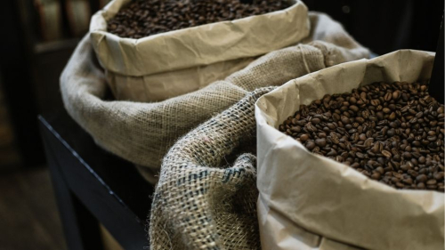 Mỹ Dỡ Bỏ Thuế 40% Với Thực Phẩm Brazil: Tác Động Trực Tiếp Đến Thị Trường Cà Phê Toàn Cầu