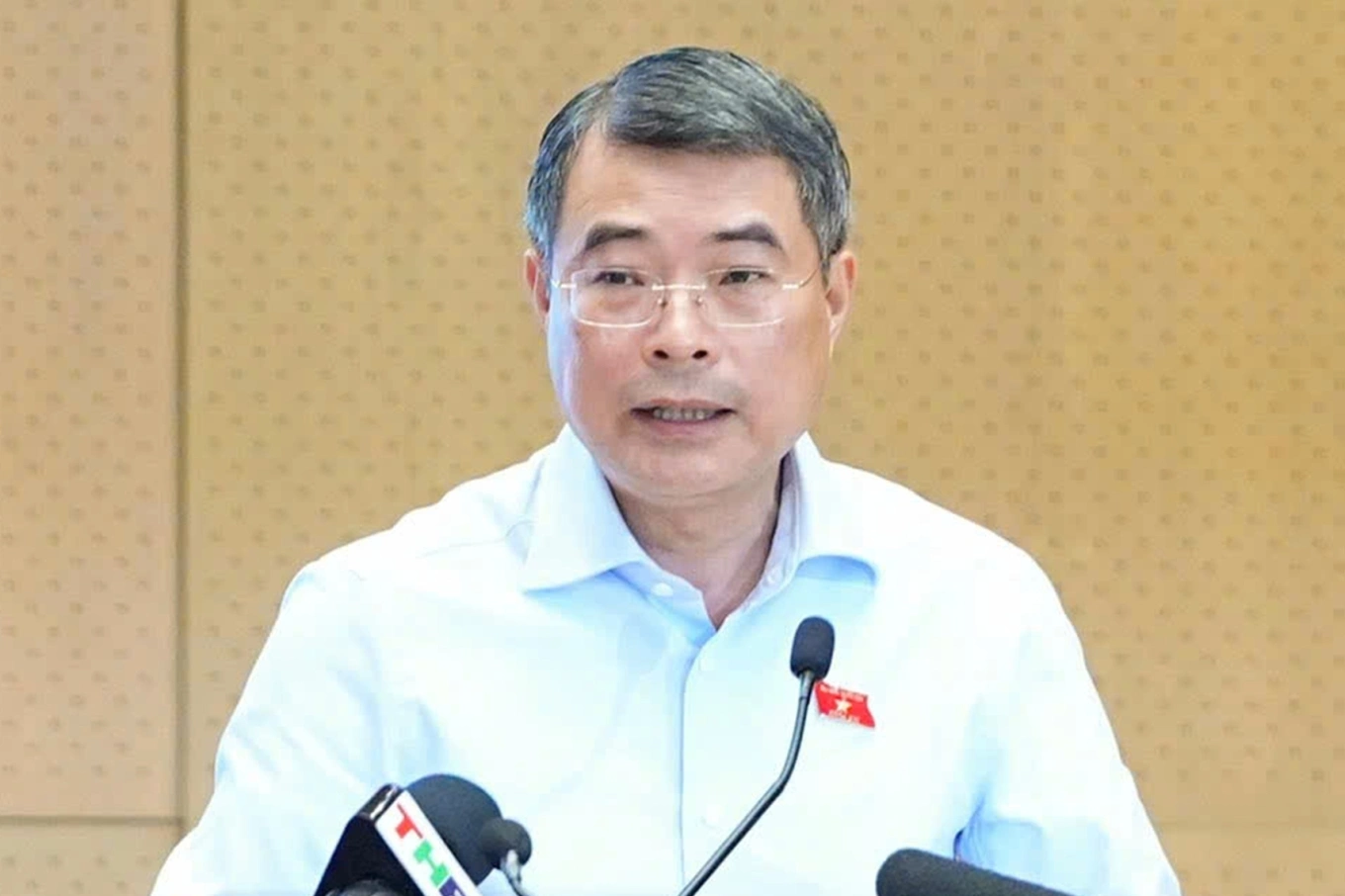 Thủ tướng: Sẽ nâng ngưỡng chịu thuế hộ kinh doanh lên 1 tỷ đồng