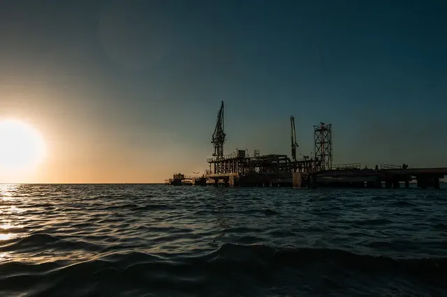 Giá dầu ngày 22/01: Biến động nhẹ khi căng thẳng Greenland hạ nhiệt, tồn kho Mỹ tiếp tục gây sức ép