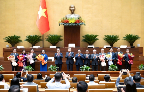 Quốc hội bước vào tuần làm việc thứ hai, tập trung thảo luận kinh tế – xã hội và ngân sách