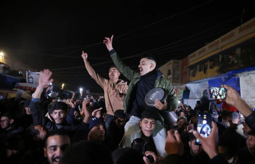 Cánh cửa hòa bình hé mở: Israel và Hamas đạt được thỏa thuận ngừng bắn