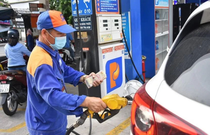 Dự báo giá xăng trong nước ngày 20/2: Có thể tăng lần thứ hai liên tiếp