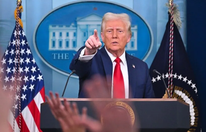 Mỹ tạm dừng thuế quan với Mexico và Canada: Trump đạt 