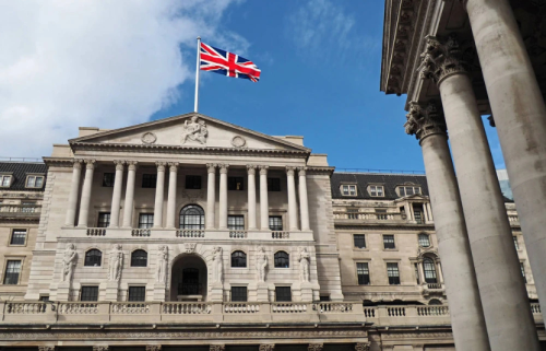 BoE giữ nguyên lãi suất, đồng bảng Anh “hạ nhiệt”!