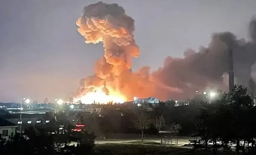 Nga tiến hành không kích lớn vào Kyiv, ít nhất 21 người chết, tòa nhà EU bị phá hủy