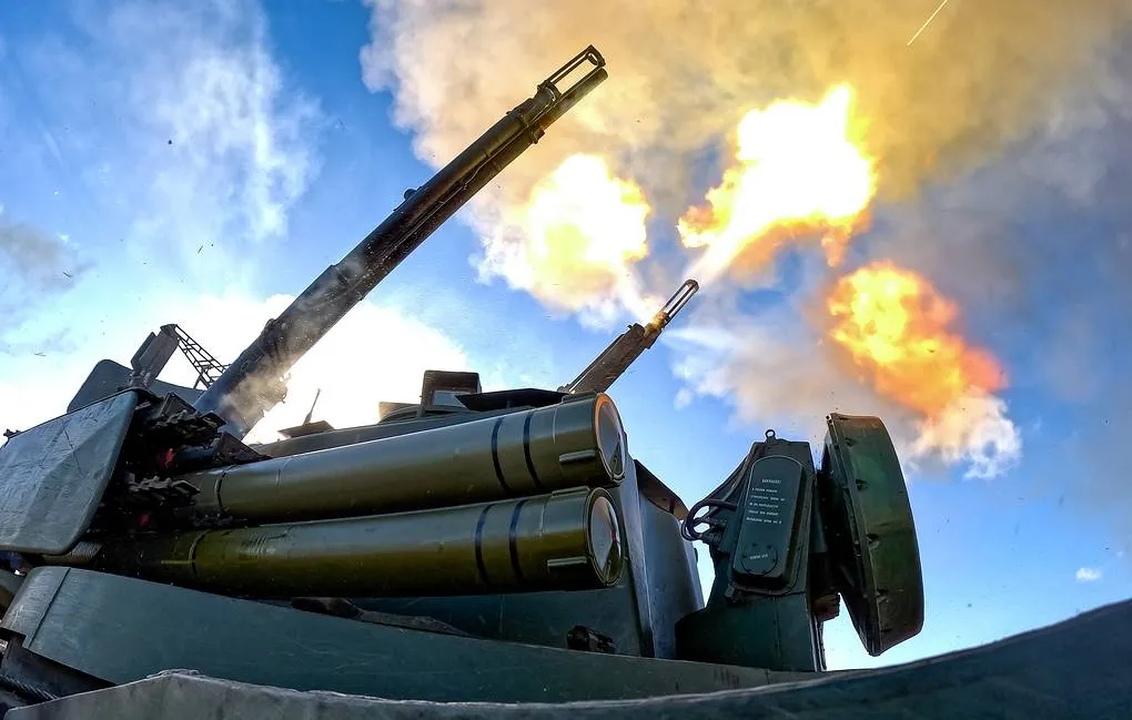 🔴 RUNG CHUYỂN UKRAINE: NGA DỘI MƯA TÊN LỬA TẤN CÔNG QUY MÔ LỚN, HỦY DIỆT CHUỖI CUNG ỨNG QUỐC PHÒNG VÀ NĂNG LƯỢNG!